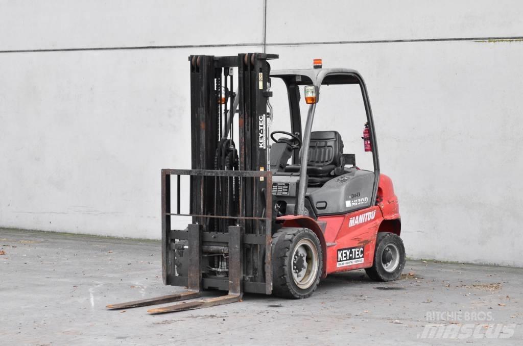 Manitou MI 30 D 柴油叉车