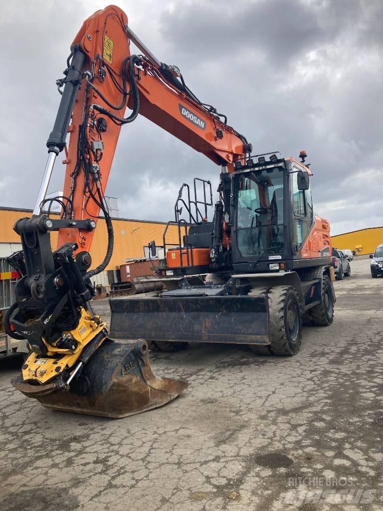 Doosan DX 170 W 轮式挖掘机
