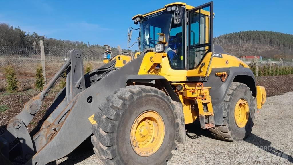 Volvo L 120 H 轮式装载机