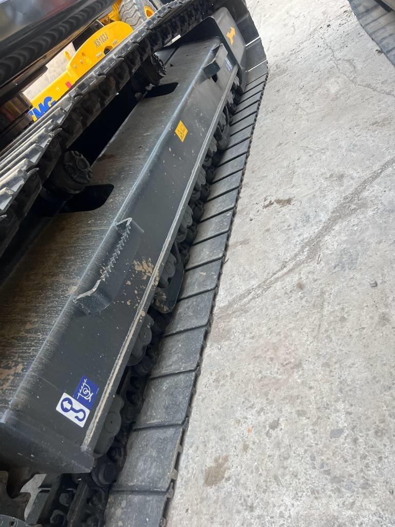 Hyundai HX 220 HD 履带挖掘机