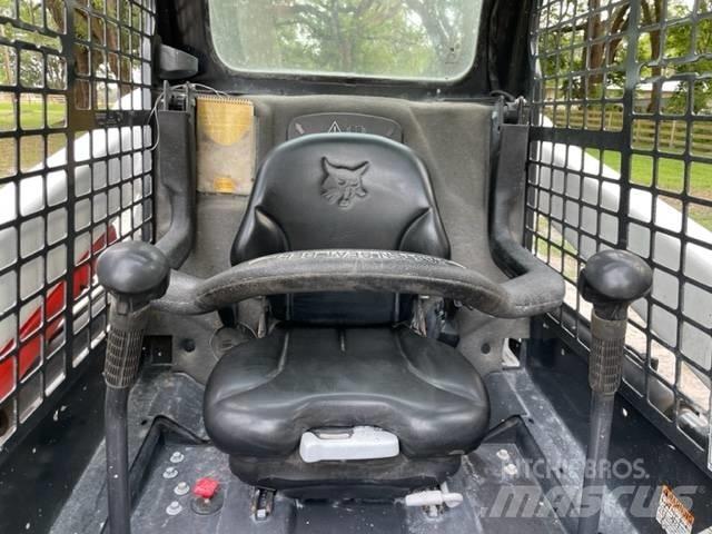 Bobcat S 550 滑移装载机