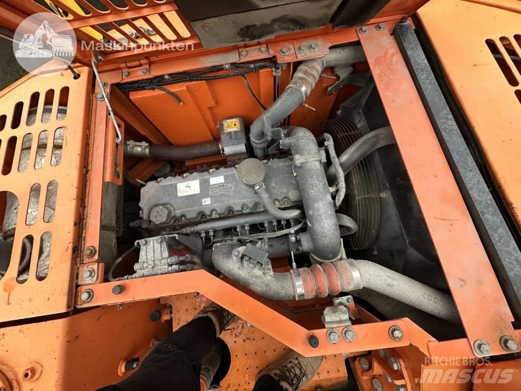 Doosan DX 235 LCR 履带挖掘机