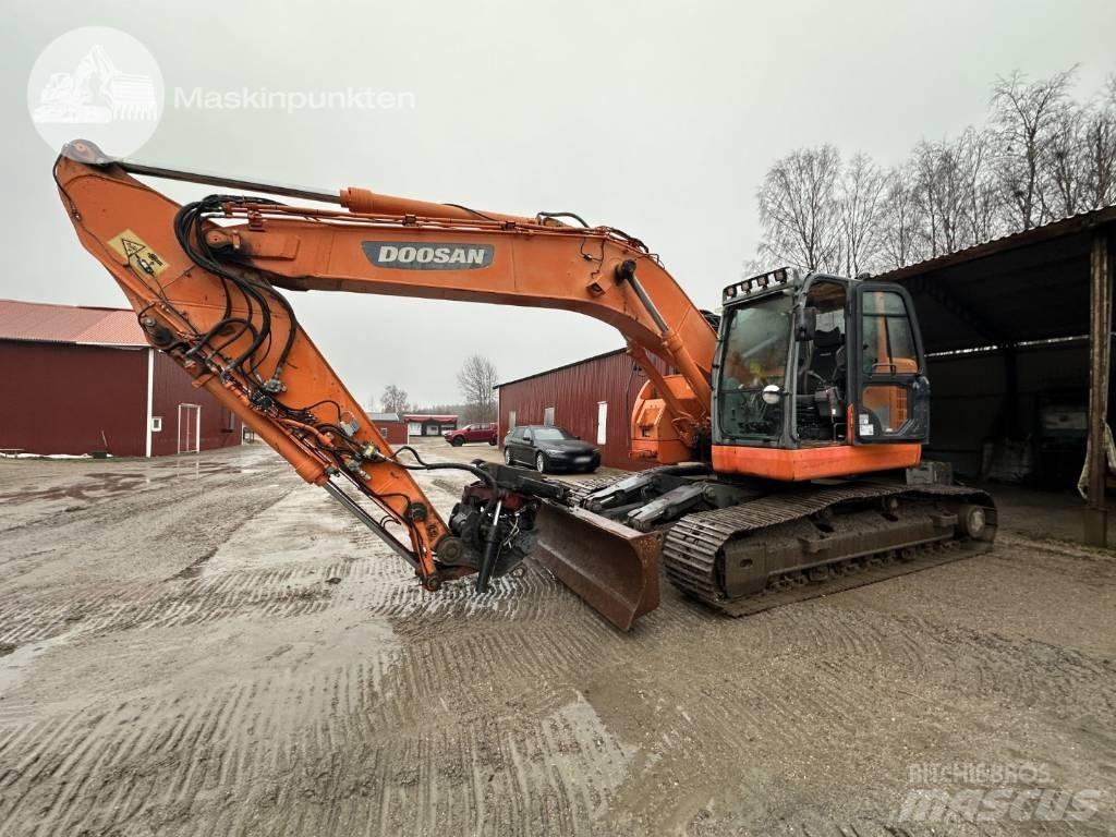 Doosan DX 235 LCR 履带挖掘机