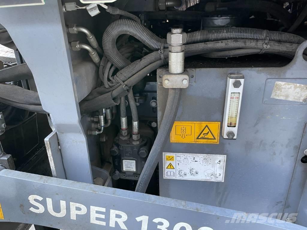 Vögele SUPER 1300-3I 沥青摊铺机