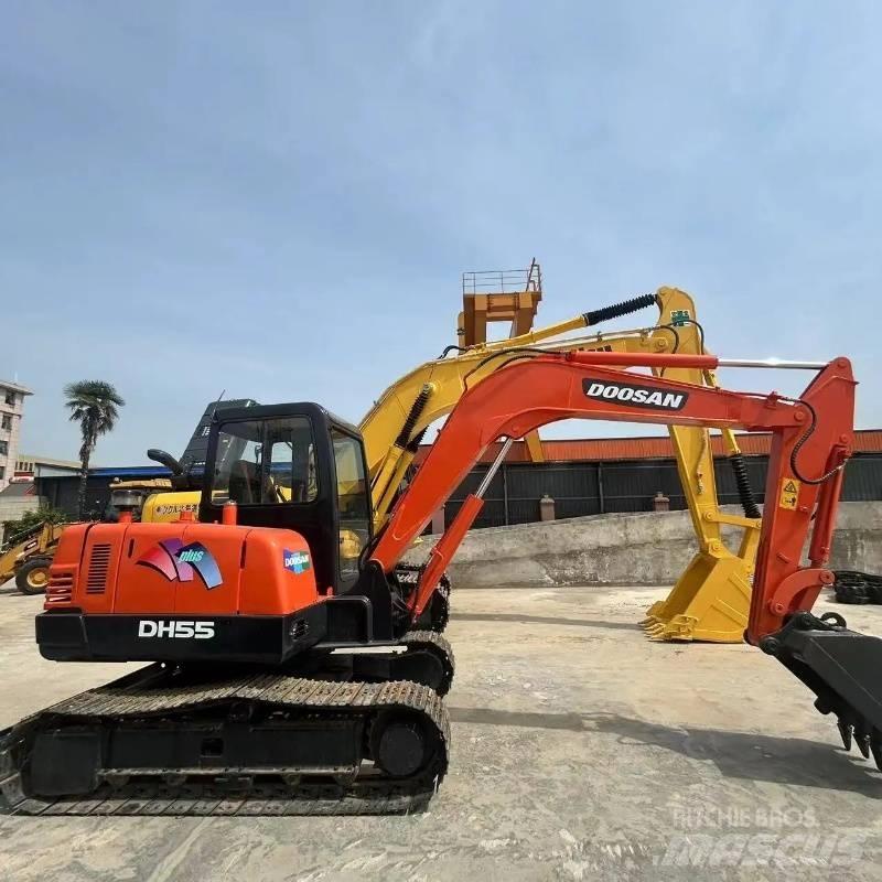 Doosan DH 55 小型挖掘机