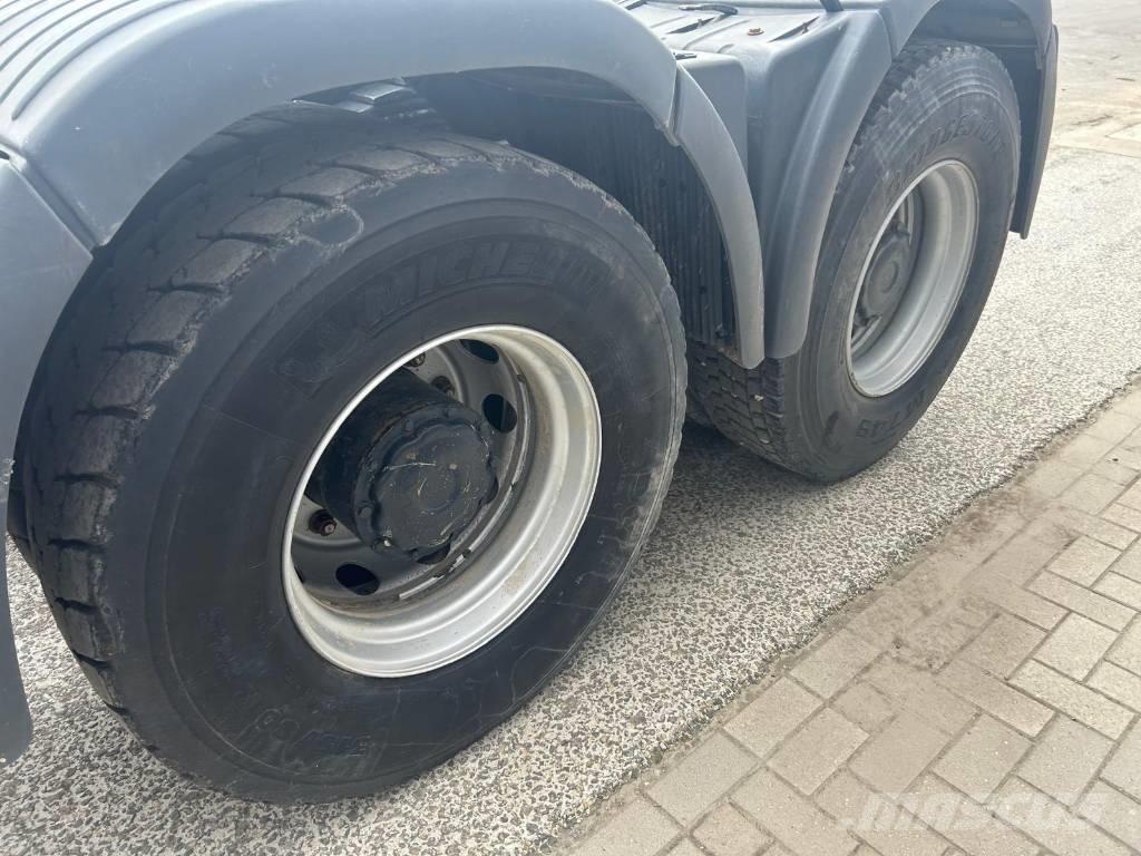 MAN TGA 33.460 FDS 牵引车