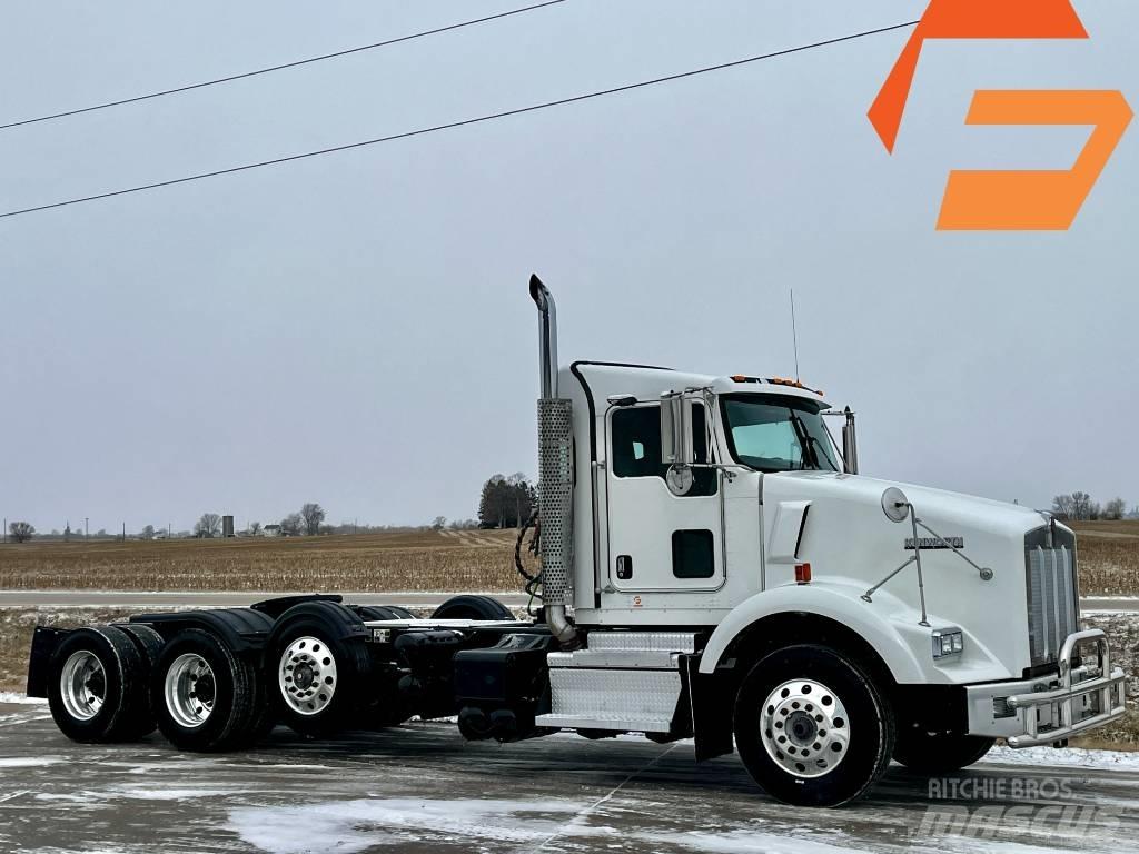 Kenworth T 800 牵引车