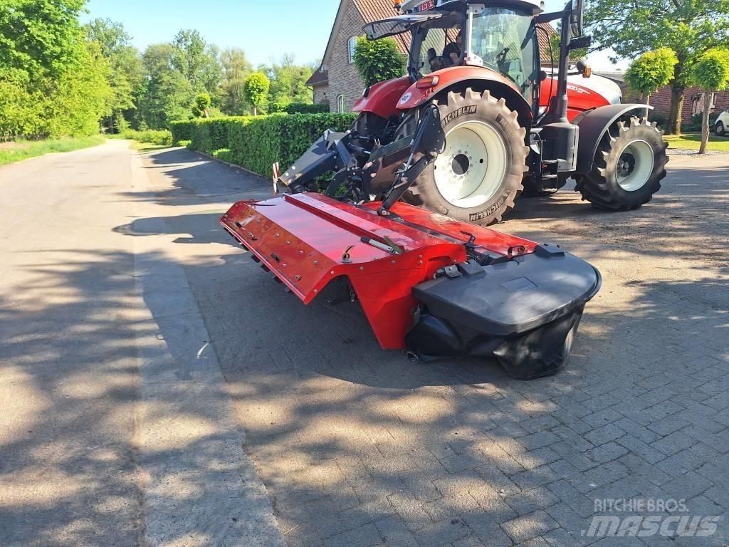 Vicon Extra 632T pro 犁耙和摊草机