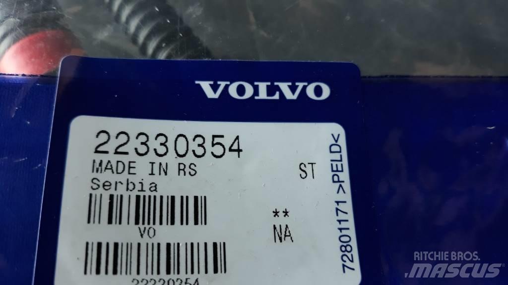 Volvo HOSE 22330354 运输工具-其他