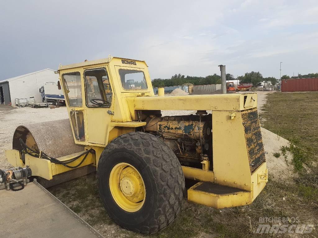 Bomag BW 212 D 土壤压实机