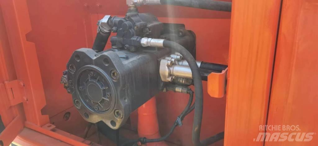 Doosan 300-7 履带挖掘机