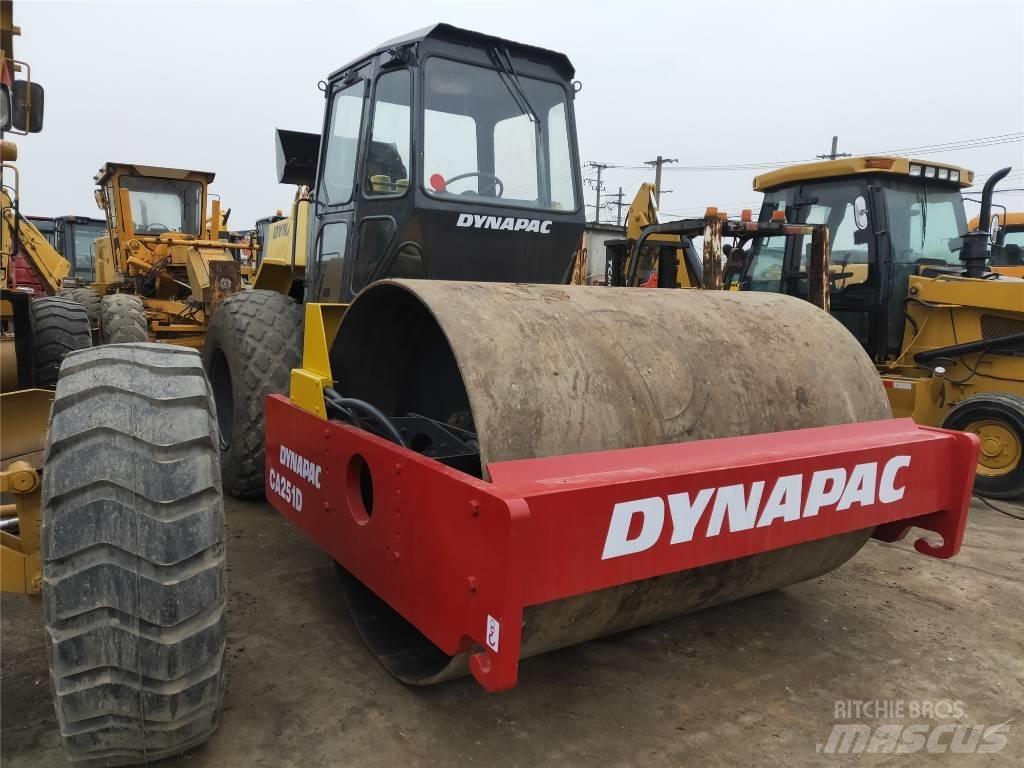 Dynapac CA 251 D 单轮压路机