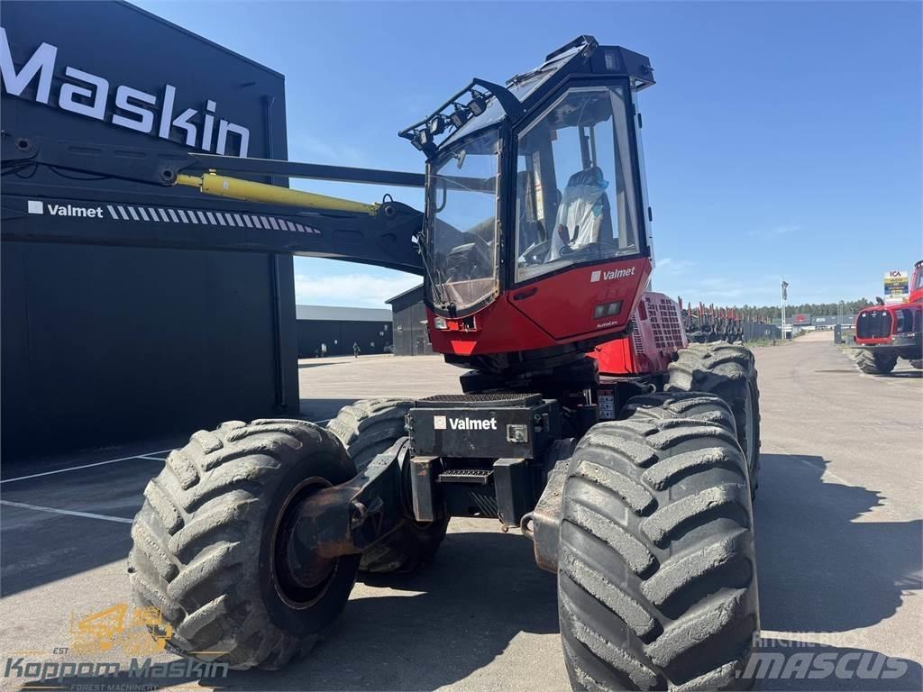 Valmet 911.3 收割机