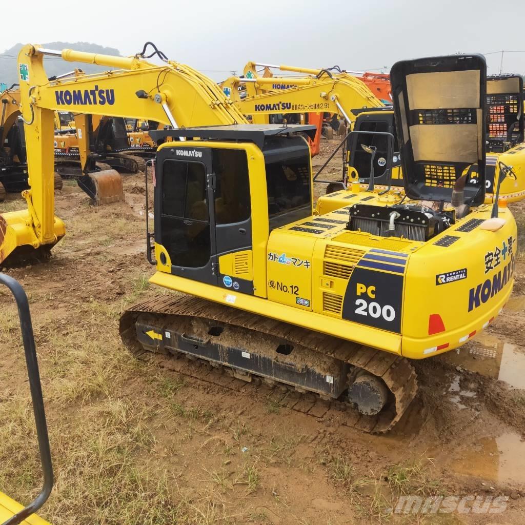 Komatsu PC200-8 履带挖掘机