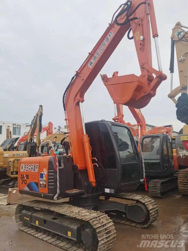 Hitachi ZX 70 小型挖掘机