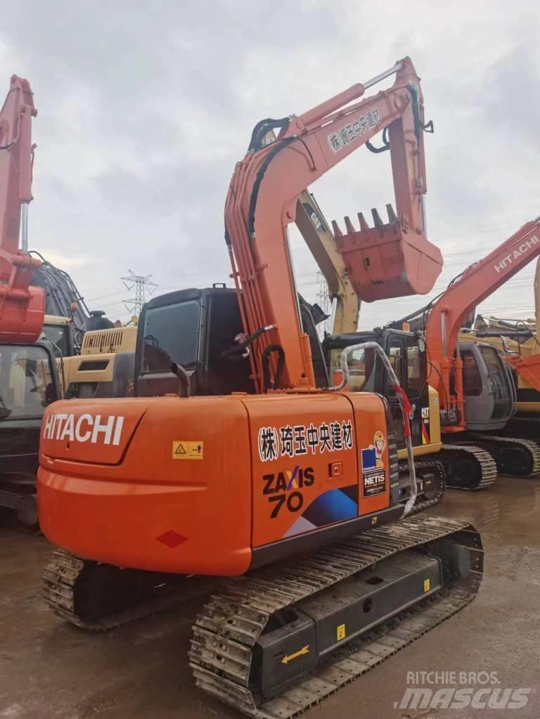 Hitachi ZX 70 小型挖掘机