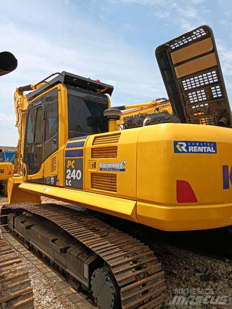 Komatsu PC 240 履带挖掘机