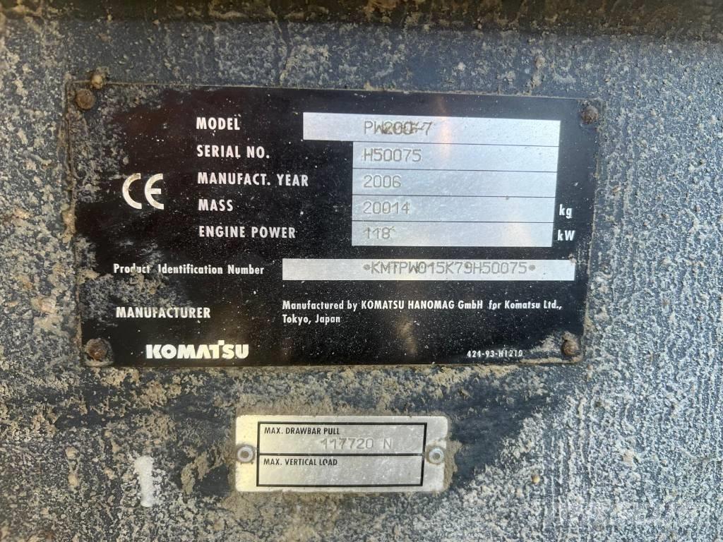 Komatsu PW 200-7 轮式挖掘机