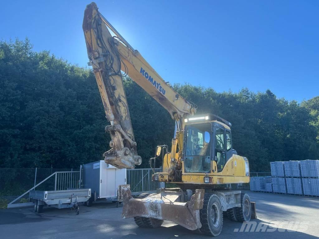 Komatsu PW 200-7 轮式挖掘机