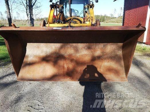 JCB 4 X 轮式装载机