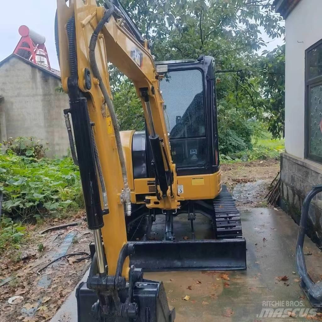 CAT 303.5 E CR 小型挖掘机