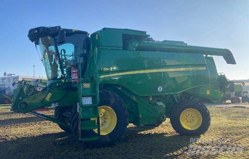 John Deere T 550 i 联合收割机