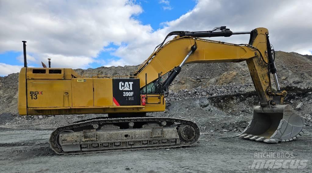 CAT 390 F 履带挖掘机