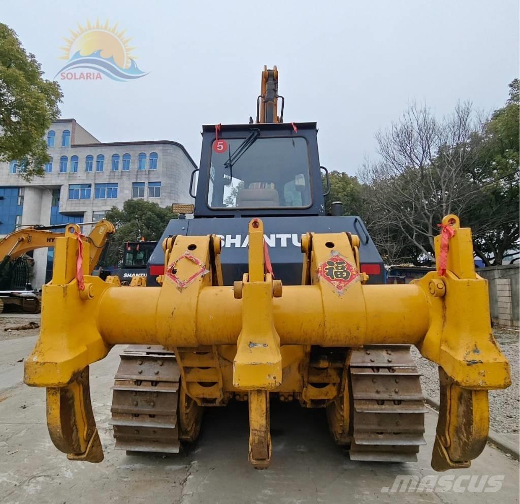Shantui SD23 履带式推土机