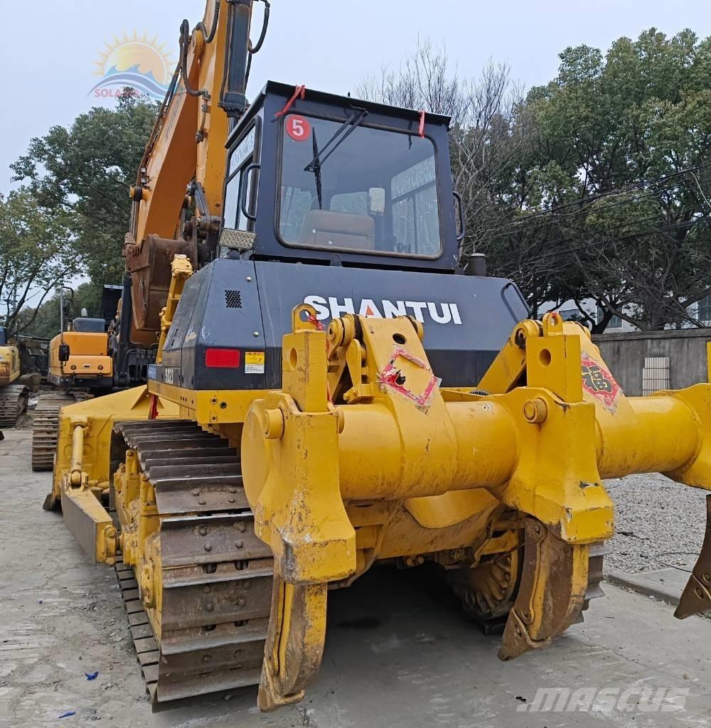 Shantui SD23 履带式推土机