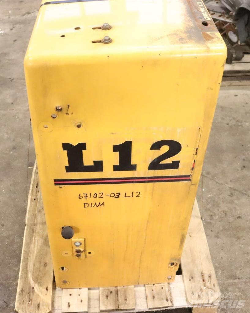 Ljungby L 12 驾驶室与内部