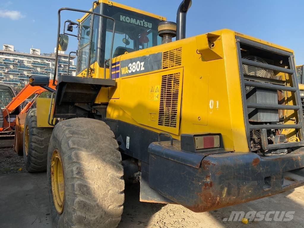 Komatsu WA 380-3 轮式装载机