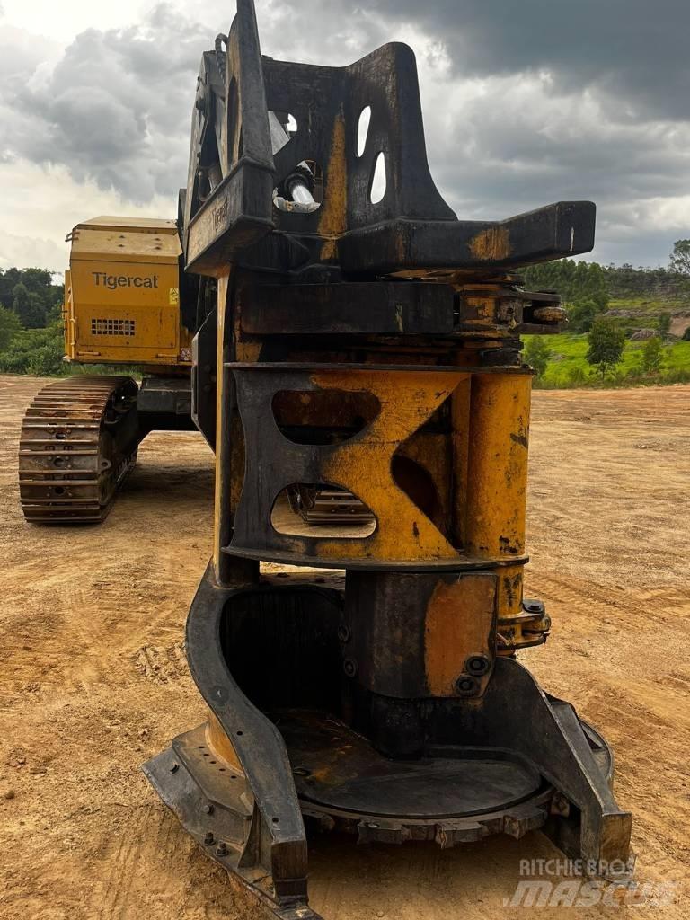Tigercat 845D 收割机