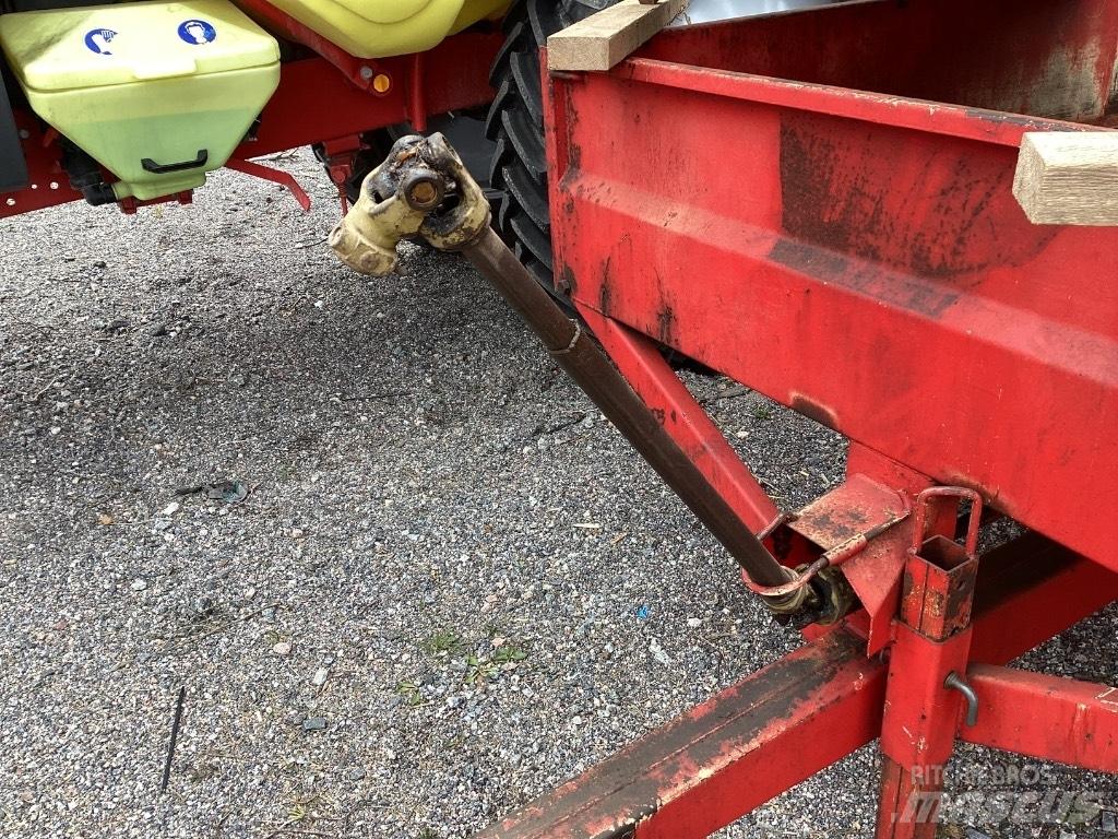 YLÖ 5000 青饲料搬运车