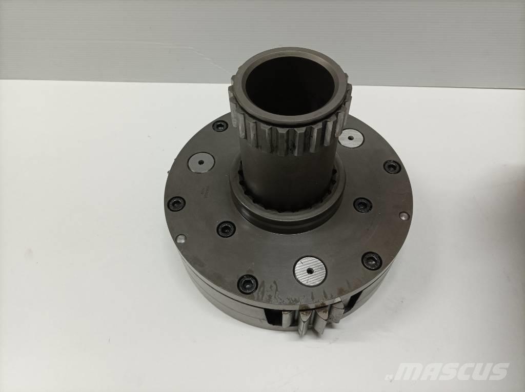 Timberjack 1210 传动装置