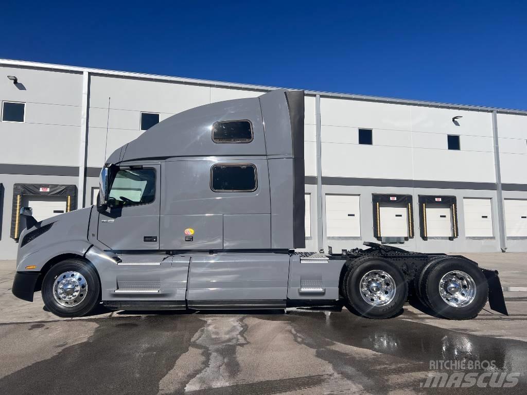 Volvo VNL860 牵引车