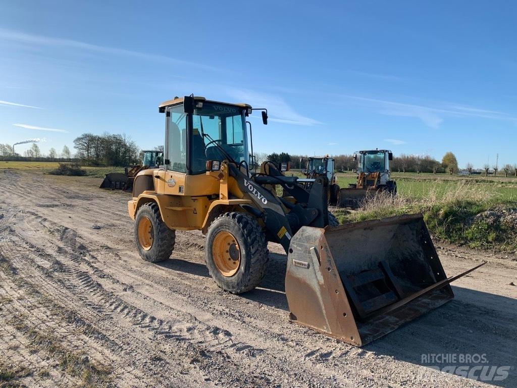 Volvo L 30 G 轮式装载机