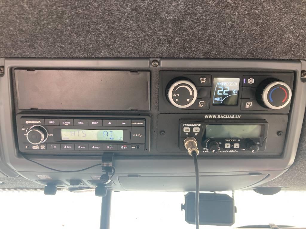 Valtra Q 305 拖拉机/农用车