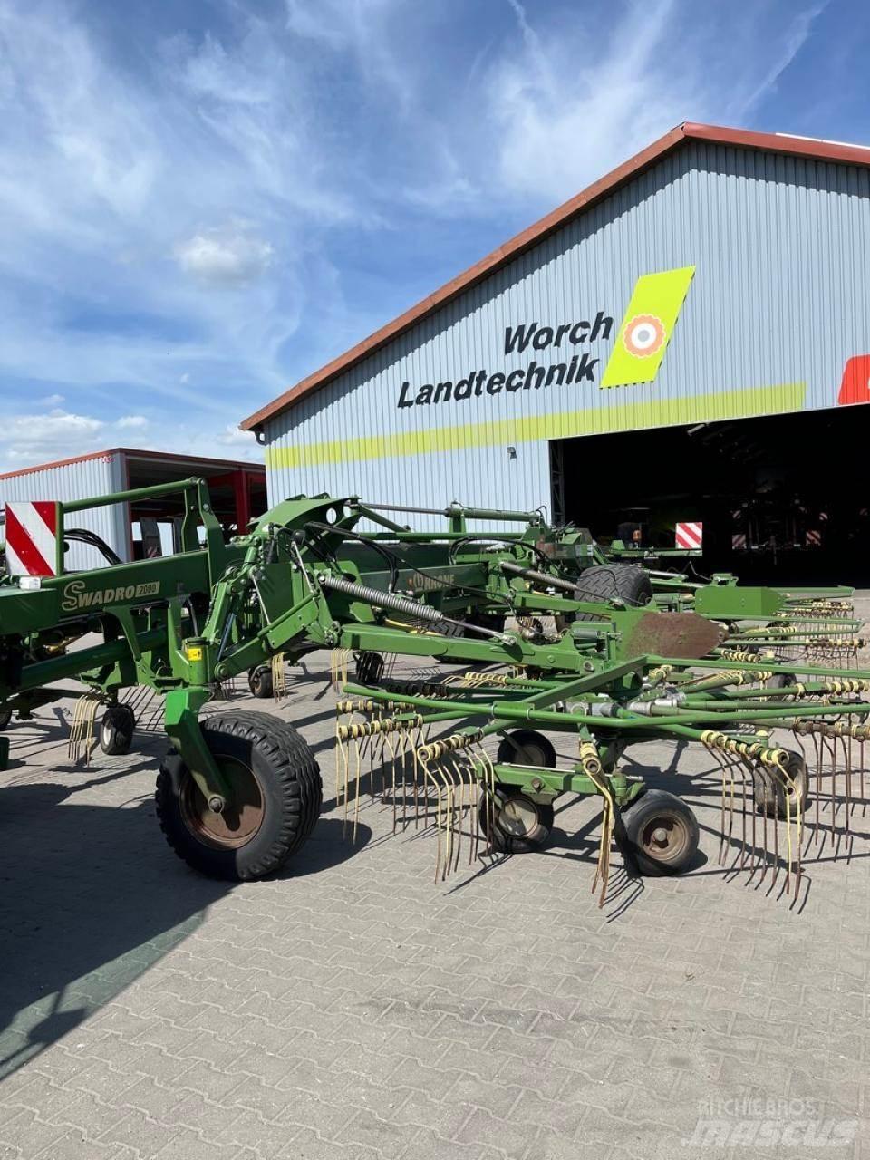 Krone Swadro 2000 料堆整形机