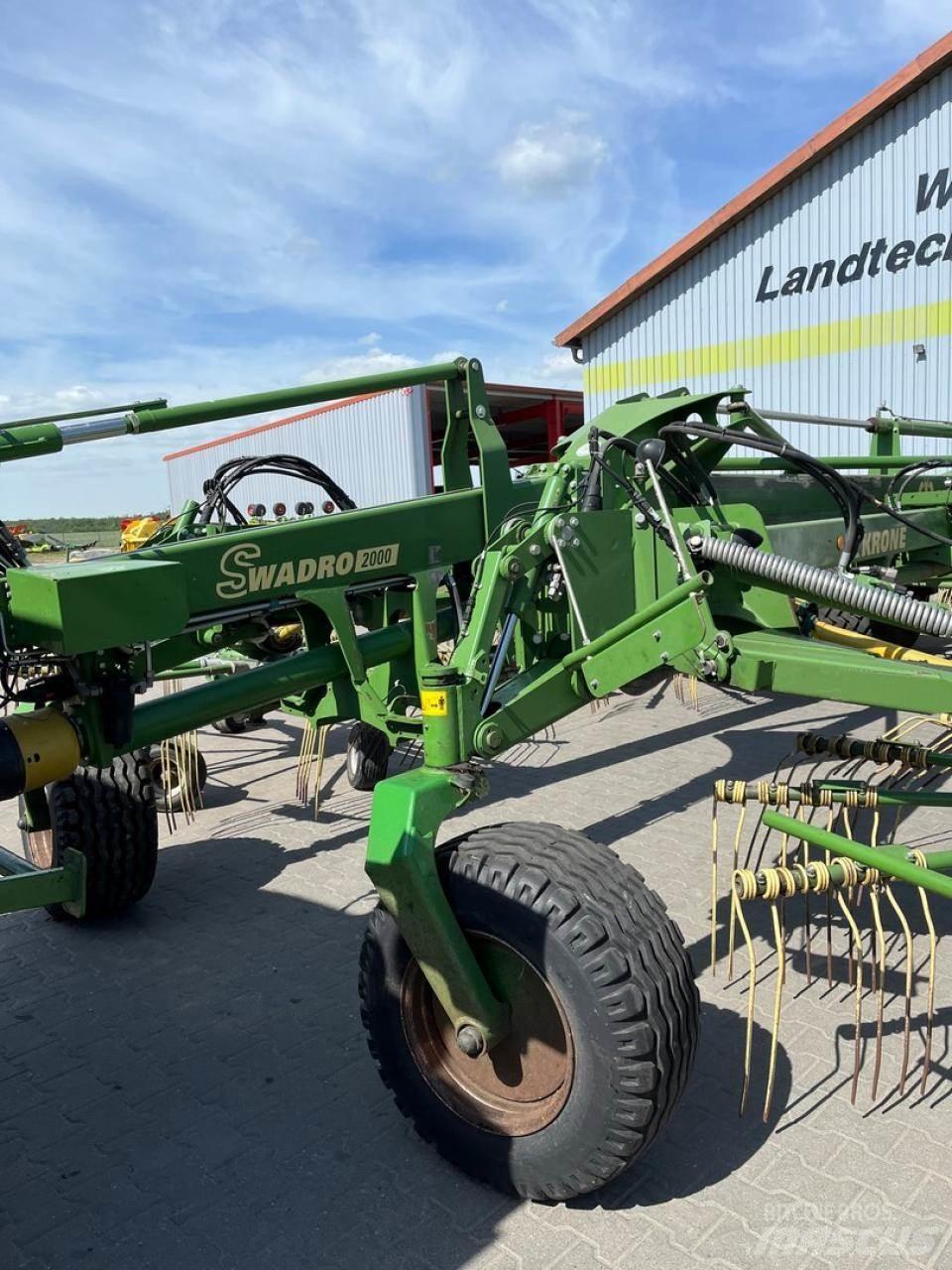 Krone Swadro 2000 料堆整形机