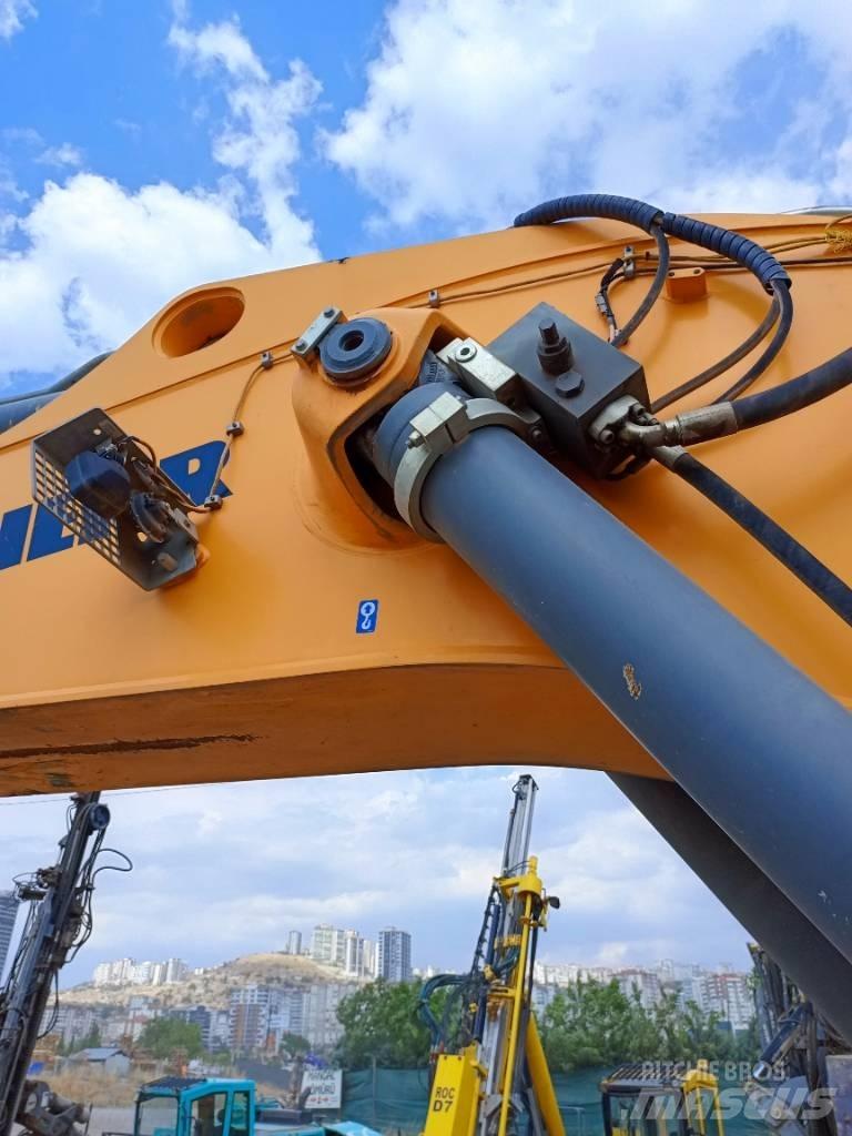 Liebherr R 954 C 履带挖掘机