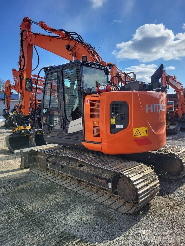 Hitachi ZX 135 US-6 履带挖掘机