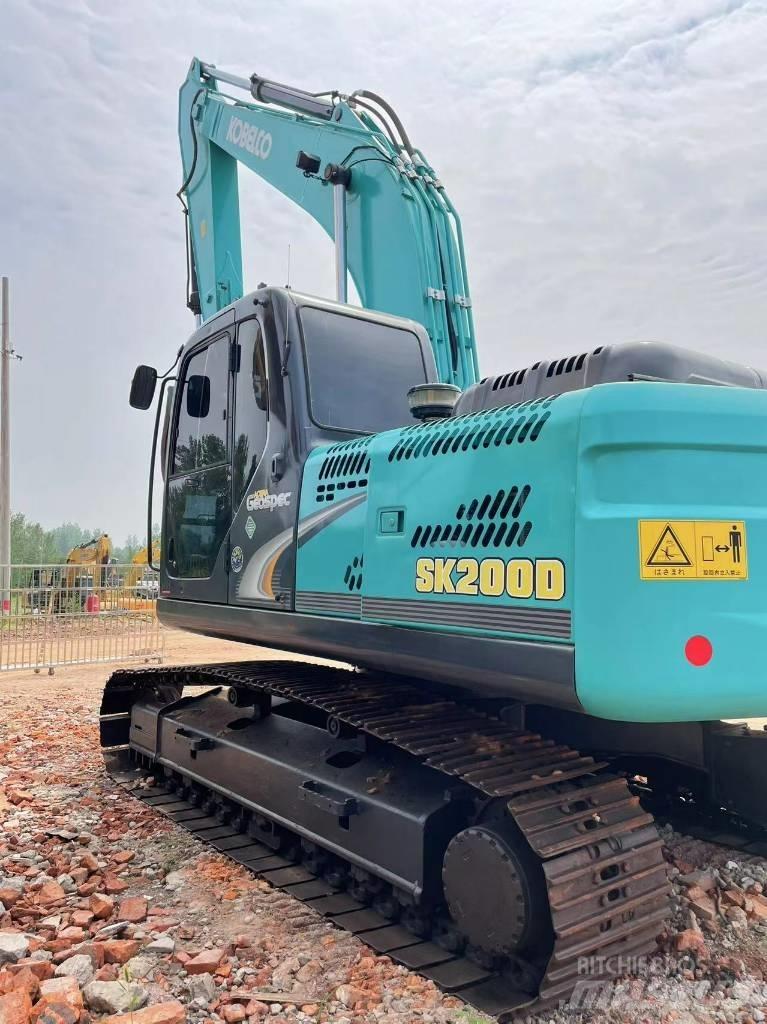 Kobelco 200 履带挖掘机