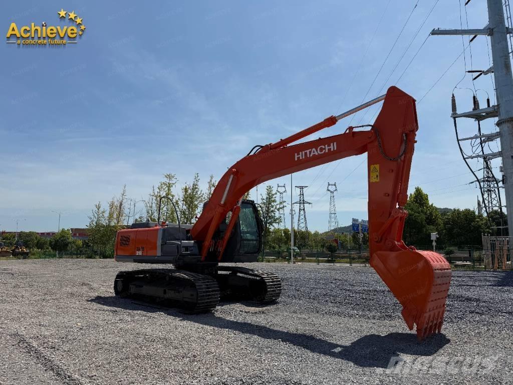 Hitachi ZX 210 履带挖掘机