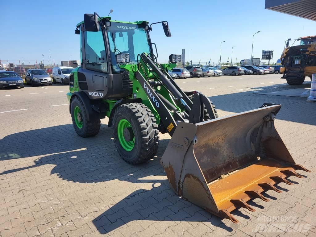 Volvo JL25H ELECTRIC 轮式装载机