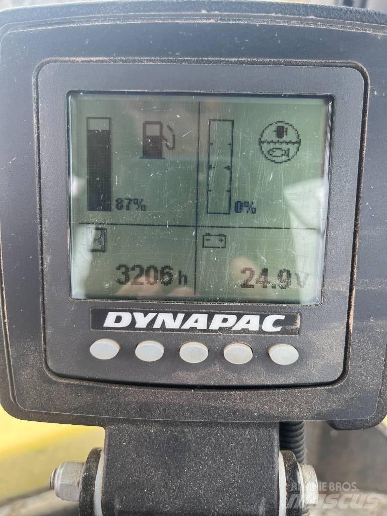 Dynapac CC 224 HF 双轮压路机