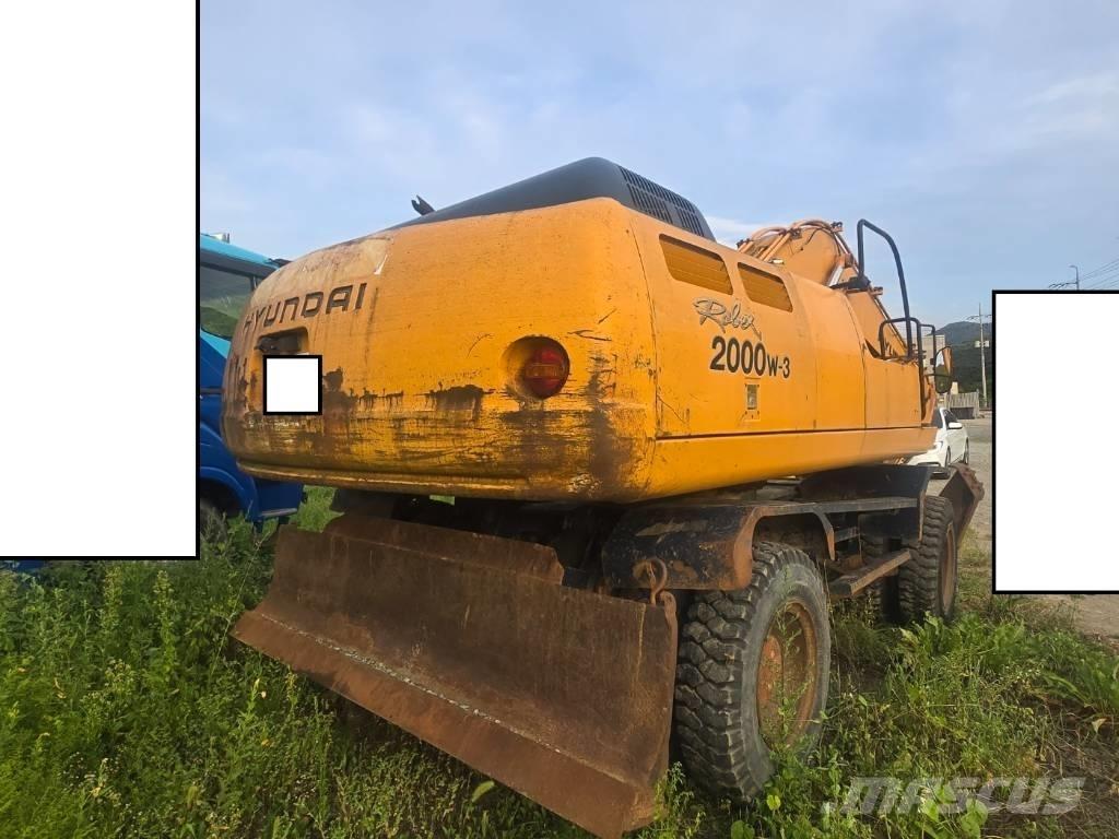 Hyundai Robex 2000W 轮式挖掘机