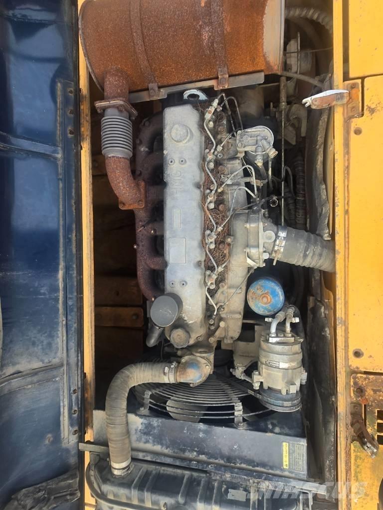 Hyundai Robex 2000W 轮式挖掘机