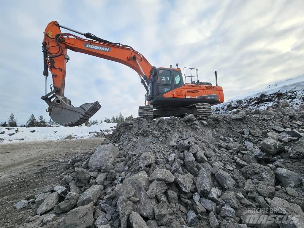 Doosan DX 340 LC 履带挖掘机