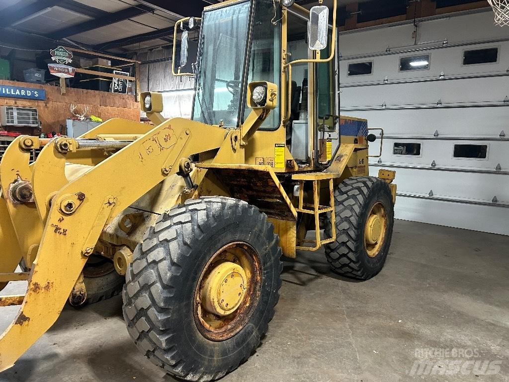 Fiat-Hitachi FR 100 轮式装载机