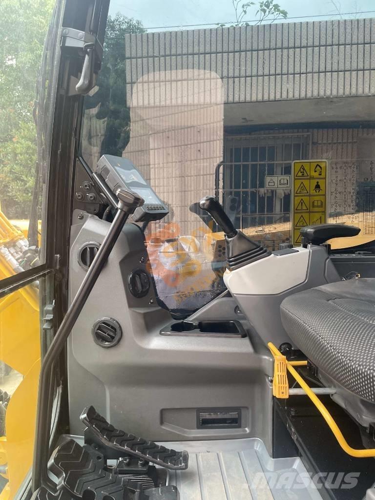 CAT 306 小型挖掘机